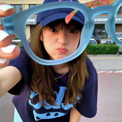 拜托！我才不会喜欢你